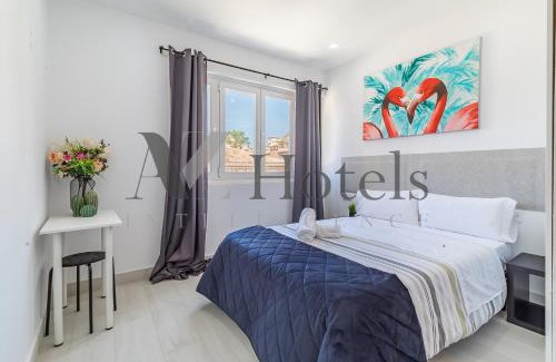 Centro Hotel | Convenient AYZ Silvela - Ideal for Families with Auto Check-in