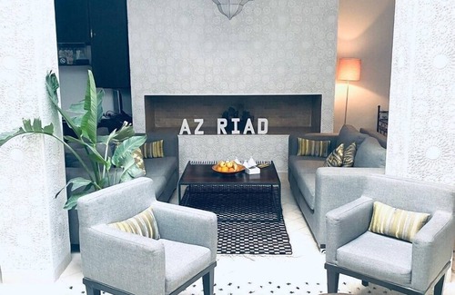 Medina House | Relaxing AZ Riad with Rooftop Hot Tub & 10/10 Guest Rating