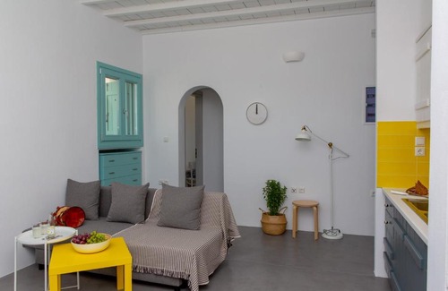 Naxos House | Discover Azaland Naxos: Guest Rated 9.8 with Ocean Views