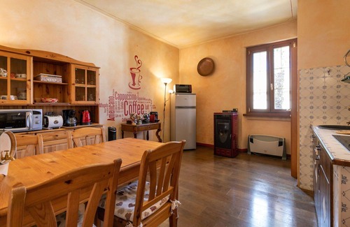 Cadenabbia Apartment | Azalea 2 Pax, Lovely 1 Br Apartment By Halldis
