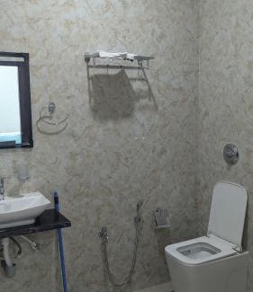 Jorhat Resort | Azalea Farmhouse, Palmgrove