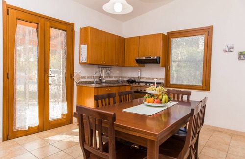 Solanas Apartment | Unwind at Azalea House No. 1 with Oceanfront Views