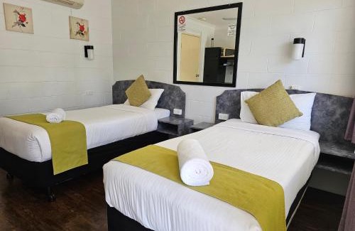 Coonabarabran Hotel | Experience Comfort at Azalea Motel - Family-Friendly Retreat