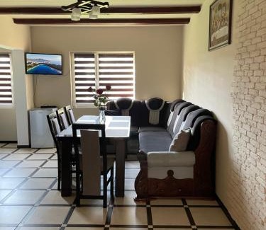 Yasinya House | Guest Rated 9.9: Family-Friendly Stay at Azaliya Hotel