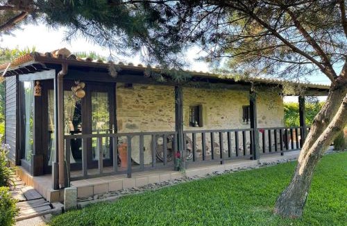 Vila Nova de Famalicao Villa | Discover Azenha São Rafael: Oceanfront Bliss Awaits