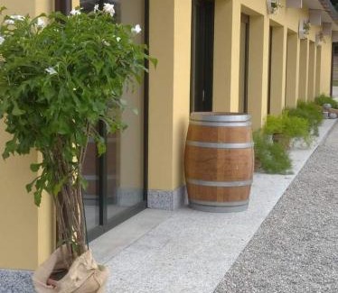 Somma Lombardo House | Top-Rated Azienda Agrituristica Scotti: Pet-Friendly Retreat