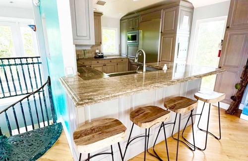 Sugarloaf Key House | Oceanfront Bungalows at Sugarloaf Beach - Mi Azucar