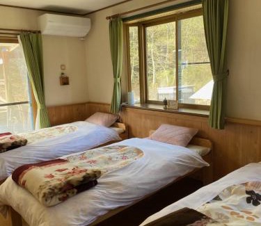 Matsukawa House | Cozy Azumino Backpackers with Kitchen & 9/10 Guest Rating