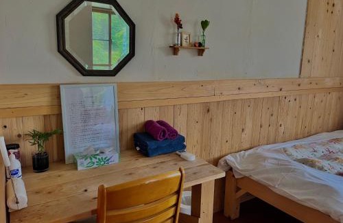 Matsukawa House | Cozy Azumino Backpackers with Kitchen & 9/10 Guest Rating