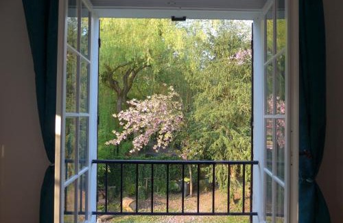 Orgeval Bed & Breakfast | Discover Azuré Chambres d'hôtes with Unique Amenities