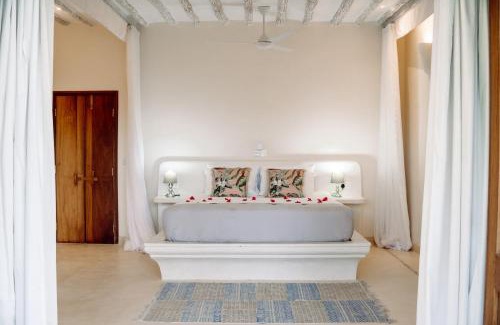 Watamu Villa | Experience Azura: New 4-Bed Villa with Oceanfront Views