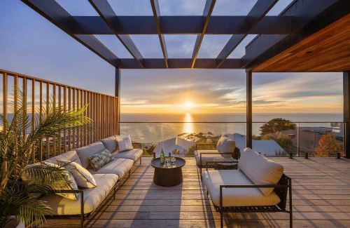 Mount Martha House | Azure Horizon Heated Pool with Stunning View