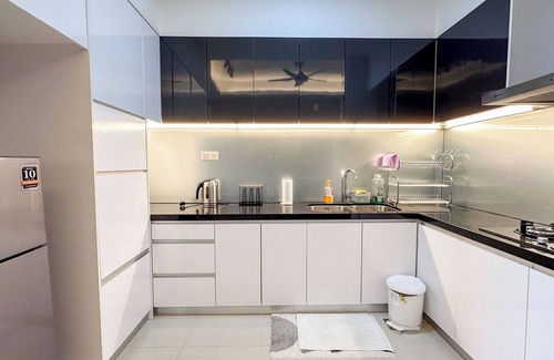 Petaling Jaya Apartment | Azure Residences Kelana Jaya by Airhost