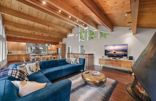 Tahoma House | Azure Retreat: Renovated, Pet-Friendly Haven Steps from Homewood