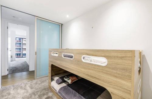 Southbank Apartment | Experience Nordic Elegance at Azurine Family Residence