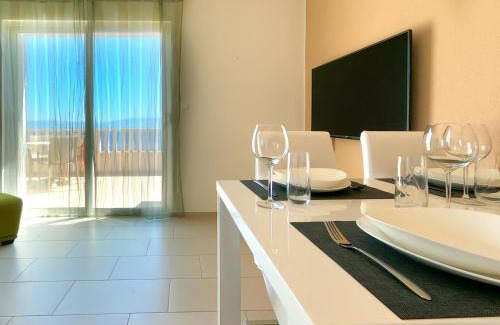Stomorska Apartment | Oceanfront Bliss at Azuro Verde - Rated 10/10 by Guests
