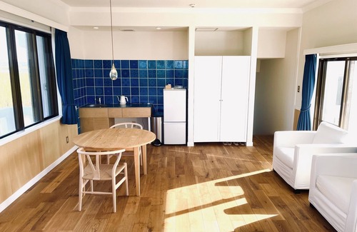 Ueno Apartment | Discover AZZURRA: Pet-Friendly 4-Star Retreat with Dining