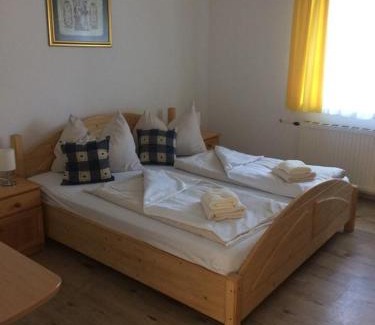 Kapuvar Apartment | Pet and Child Friendly at Báró Berg Apartman2 - 8.2/10 Rating