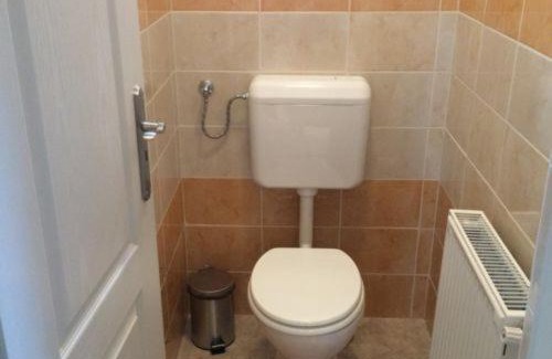 Kapuvar Apartment | Pet and Child Friendly at Báró Berg Apartman2 - 8.2/10 Rating