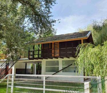 Tiszaug Apartment | Relaxing Stay at Bárka a Tiszához with Hot Tub Access