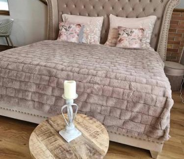 Bekescsaba Apartment | Pet-Friendly Bátory Luxury Apartman - Guest Rated 9.8