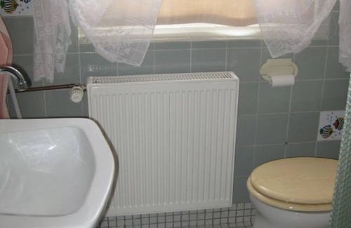 Schulenberg im Oberharz Apartment | Pet-Friendly Retreat at Bärenhöhle 1 - Haus Bambi