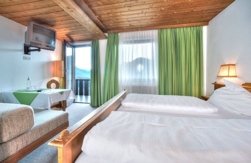 Patsch Hotel | Discover Bärenwirth: Family-Friendly & Accessible Retreat