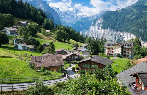 Wengen House | Experience Bätzenboden Stöckli: Guest Rated 9.3/10 with Dining