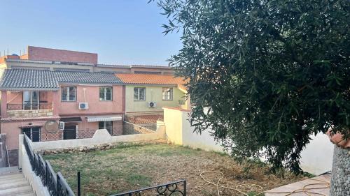 Toudja Villa | BÉHMÂNÊ BÊÀCh