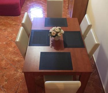 Gyula Apartment | Top-Rated Bíbor Apartman with Family-Friendly Amenities