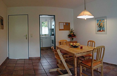 Dangast House | Experience Böhm's Huus: Oceanfront Family-Friendly Retreat