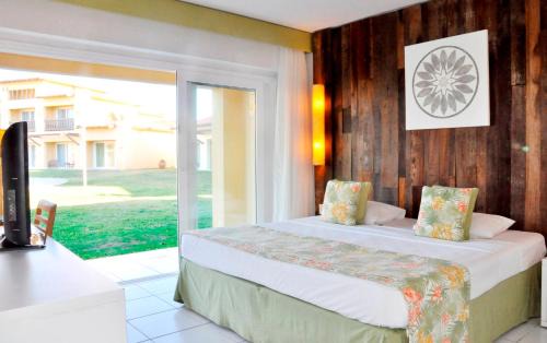 Tucuns Resort | Beachfront Búzios Resort: Family-Friendly Ocean Getaway