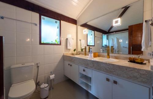 Porto Belo House | Experience Búzios House: 4-Star Getaway with Ocean Views