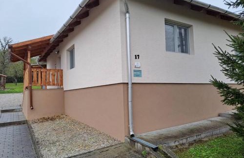 Bukkmogyorosd Apartment | Discover Comfort at BükkRoseHill: Rated 9/10 with Hot Tub
