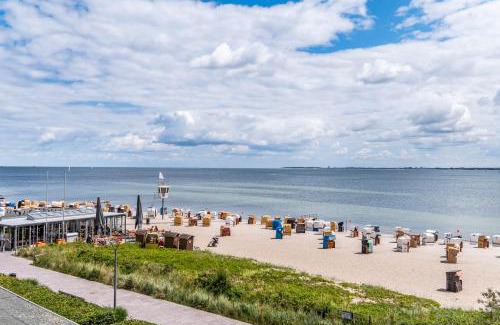 Strande Hotel | Seaside Hotel Apartments Büngers with Ocean Views & Fireplaces