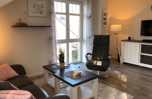 Neue Tiefe Apartment | Guest Rated 10/10: Family-Friendly Fehmarn Brise Hotel