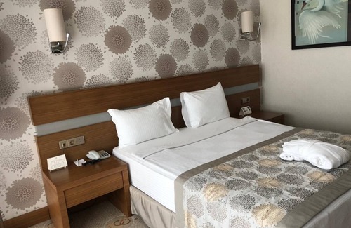 Osmaniye Hotel | Indulge in Comfort at Büyük Osmaniye Oteli - 5-Star Retreat