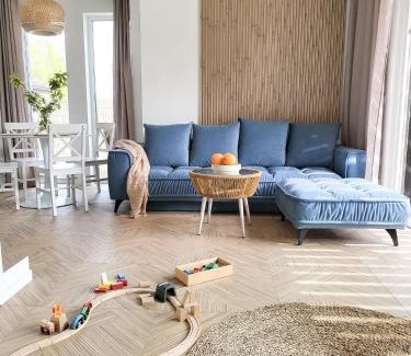 Debki Villa | Discover Błękitna Dębki: 4-Star Pet-Friendly Retreat