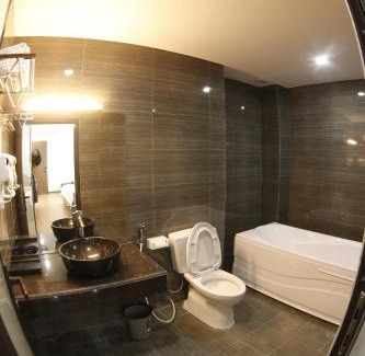 Cao Bang Hotel | Comfortable Bảo Ngọc Diamond Hotel: Rated 9/10 with Breakfast
