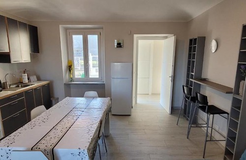 Collegno Bed & Breakfast | Pet-Friendly B and B da Magna Cichina with Breakfast Included