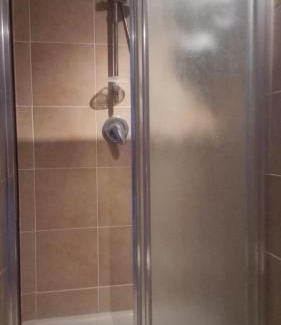 Blevio House | Budget-Friendly B&B 104 with Restaurant and Breakfast Options