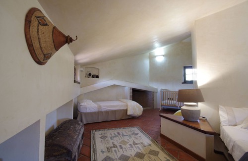 Carbonia Bed & Breakfast | Family-Friendly B&B A Casa di Angela Awaits Your Stay