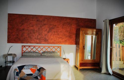 Rocca Massima Bed & Breakfast | Guest Rated: B&B A Casa di Silvia with Oceanfront Pool