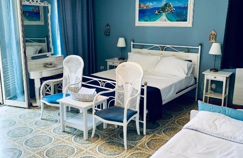 Mazzaro Bed & Breakfast | Discover B&B A Due Passi Dal Mare with Oceanfront Charm
