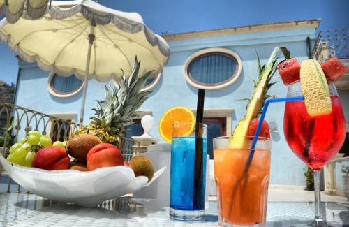 Santa Tecla Bed & Breakfast | Beachfront B&B Acireale - Il Cavalluccio Marino Escape