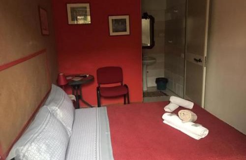 Scillichenti Bed & Breakfast | Comfortable B&B Acireale: Pet-Friendly with Breakfast & Hot Tub