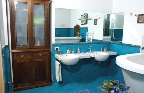 Rione Duomo Bed & Breakfast | Exceptional B&B Adelberga: Guest Rated 9.8 & Breakfast Included