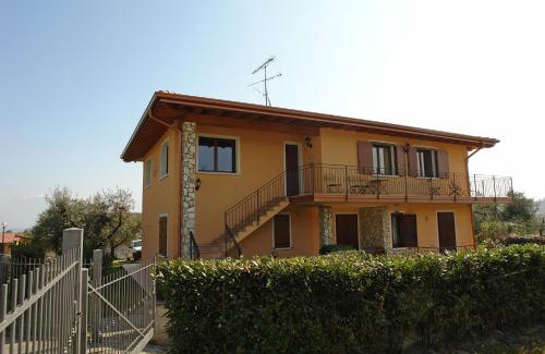 Pieve Vecchia Bed & Breakfast | Relax at B&B Agli Ulivi with Breakfast & Hot Tub Access
