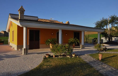 Sant'Elpidio a Mare Bed & Breakfast | Oceanfront Retreat at B&B Agrifoglio - Guest Rated 9.7/10
