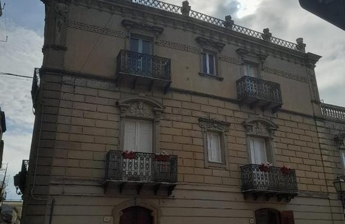 Troina Bed & Breakfast | Family-Friendly Stay at B&b al Conte Ruggero